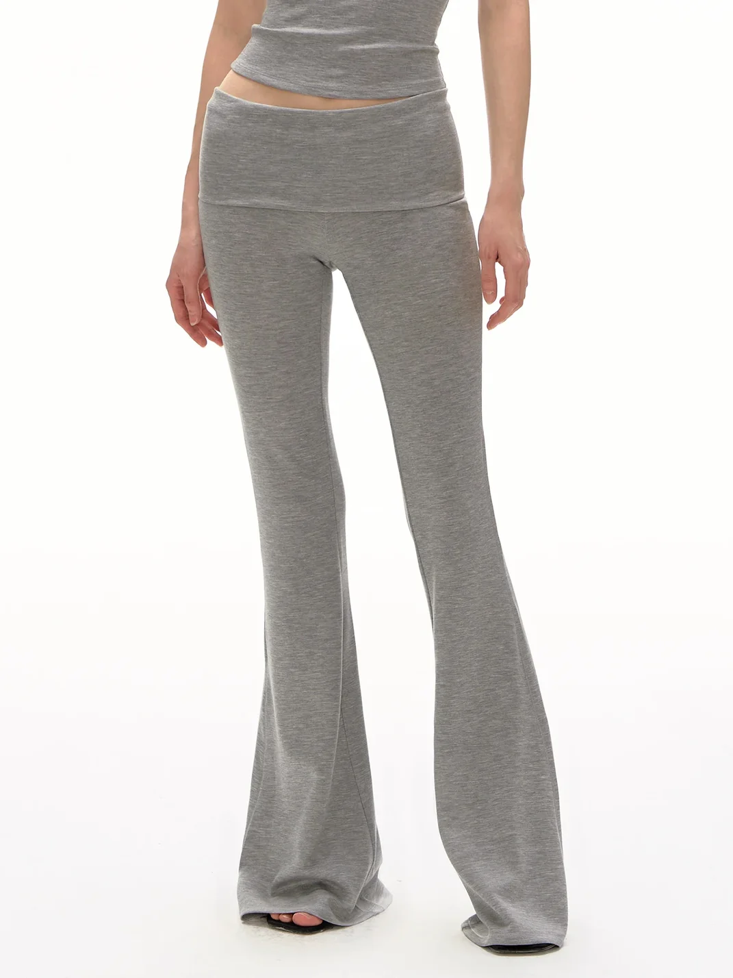 ARISEISM | Solid Slim Fit Tank And Pants Set