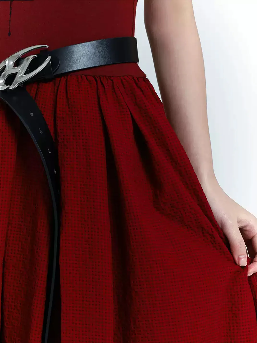 LADYGHOST | Red Fitted Waist Maxi Dress