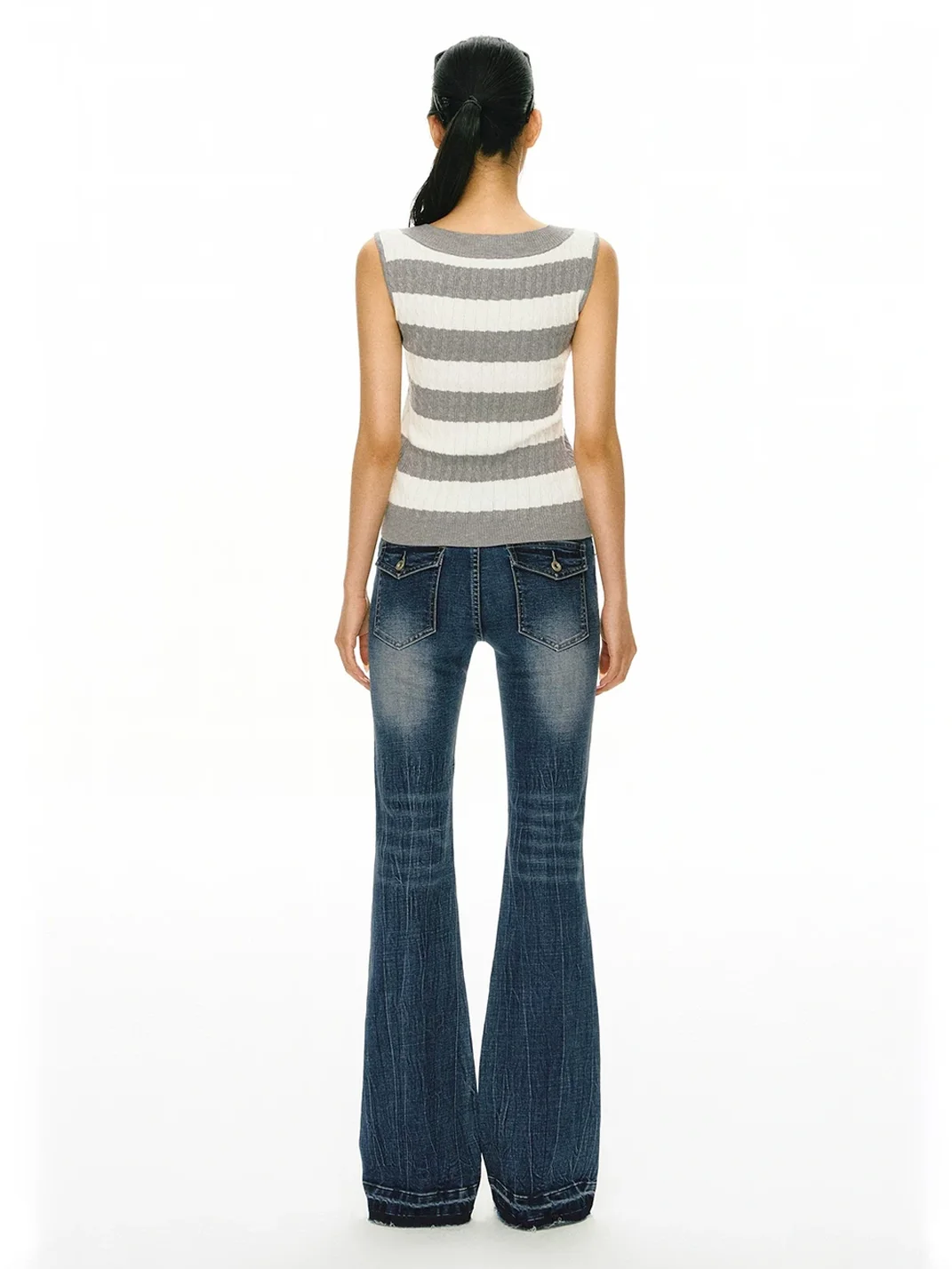 ARISEISM | Low-Rise Frayed Hem Washed Flared Jeans