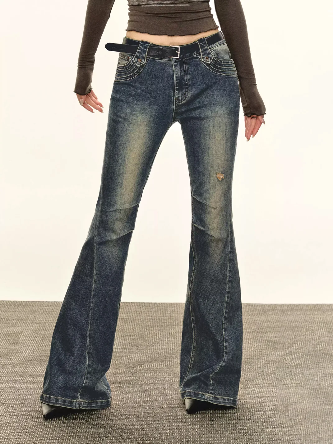 ARISEISM | Slim-Fit Flared Jeans