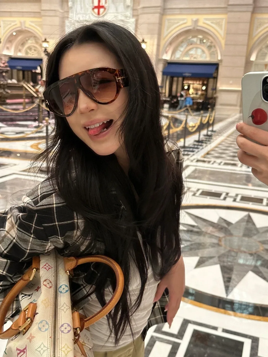404 | Oversized Aviator Sunglasses