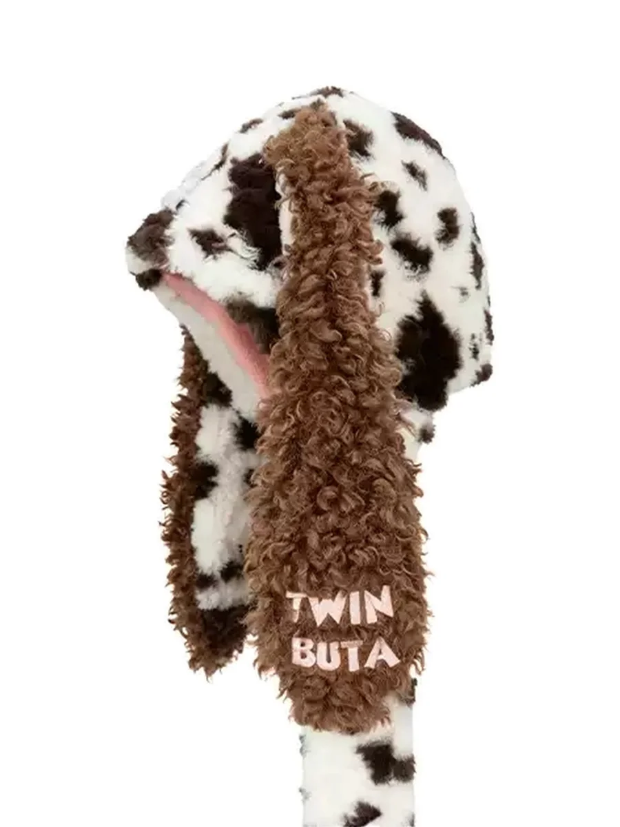TWINBUTA | Cow Print Plush Hat And Scarf - 3