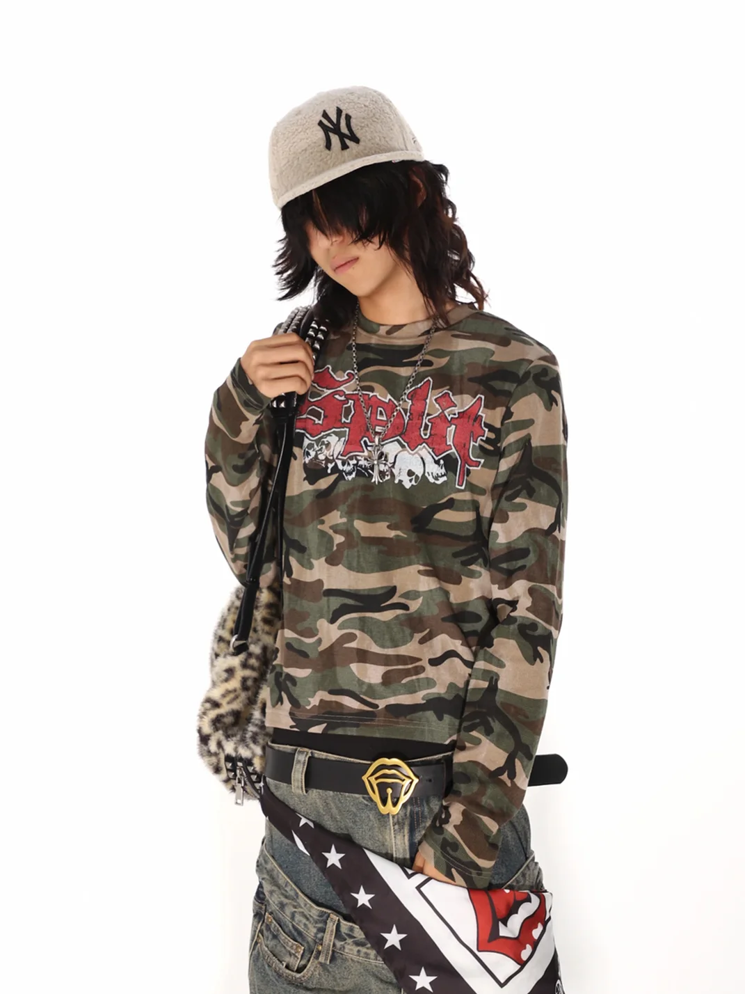 THEWET | Waffle Gothic Skull Print Camouflage Long Sleeve T-Shirt