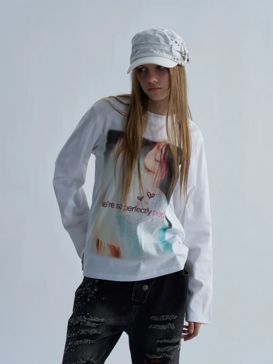 PAIKI | Slim-Fit Glitter Portrait Long-Sleeve T-Shirt - 3