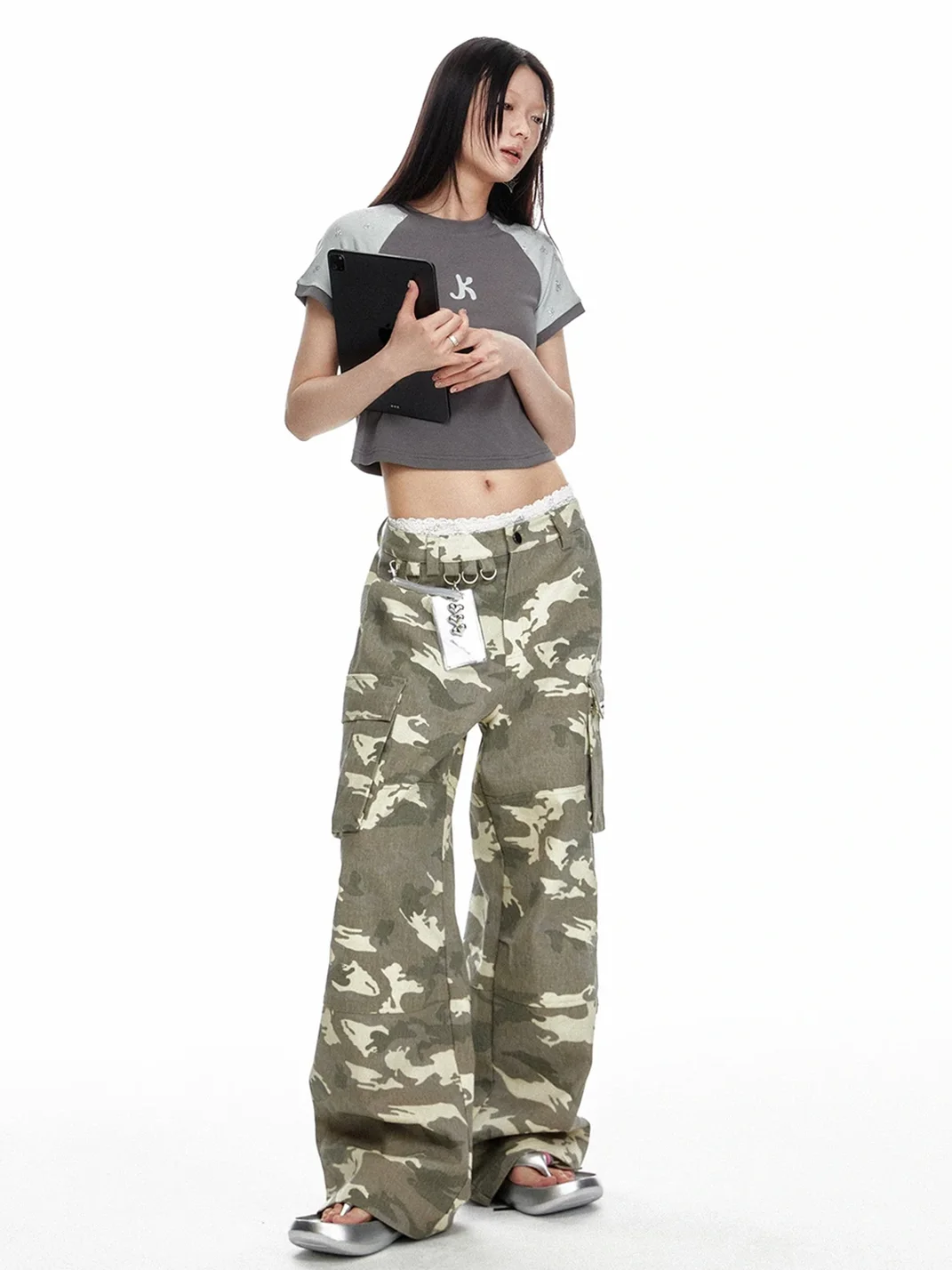 JIKOO | Faded Camouflage Wide-Leg Cargo Jeans