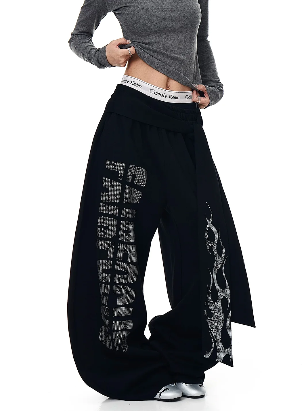 BLACKLISTS | Flame Lettering Tie-Waist Wide-Leg Sweatpants