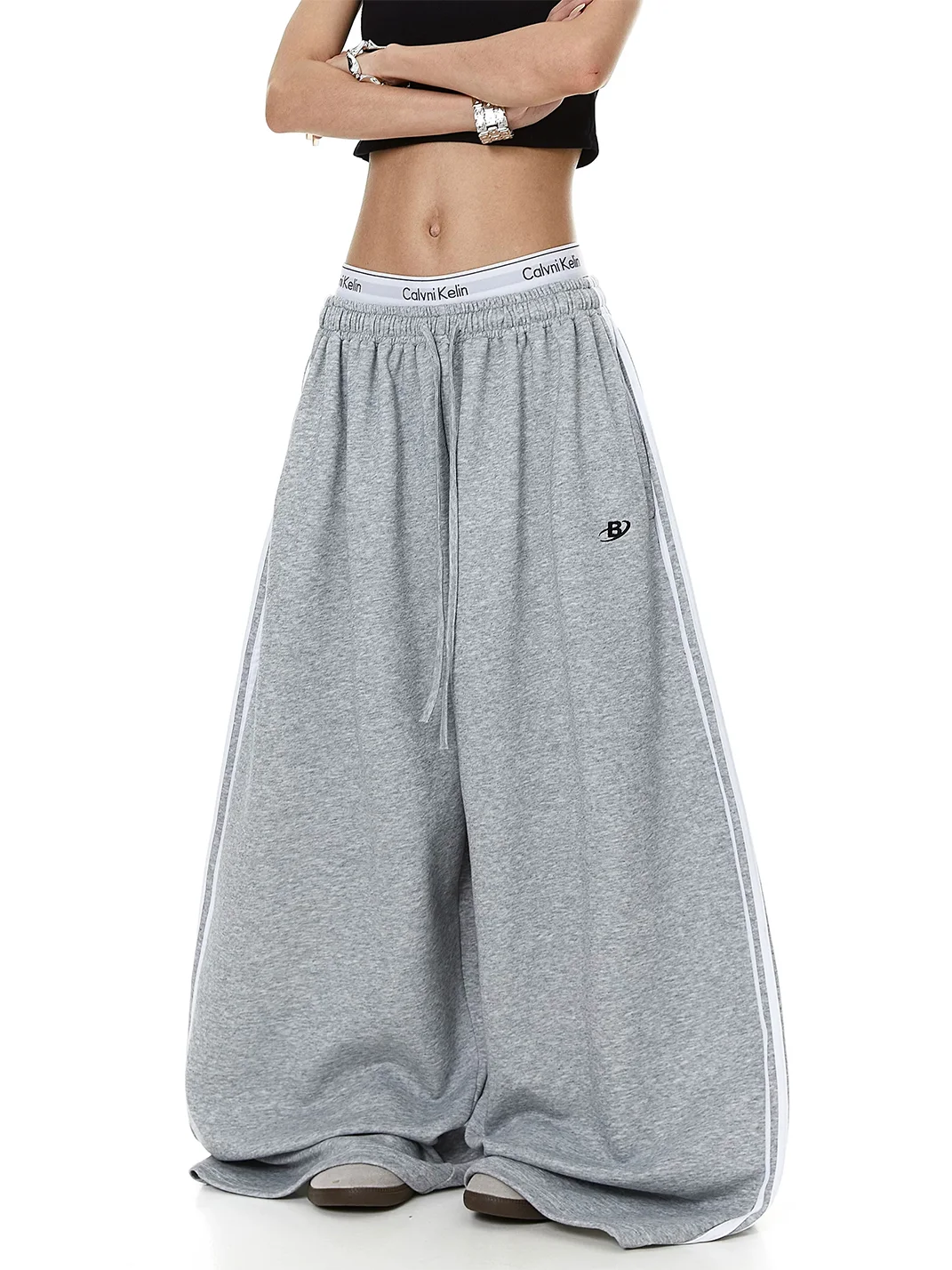 BLACKLISTS | Contrast Stripe Loose Wide-Leg Sweatpants