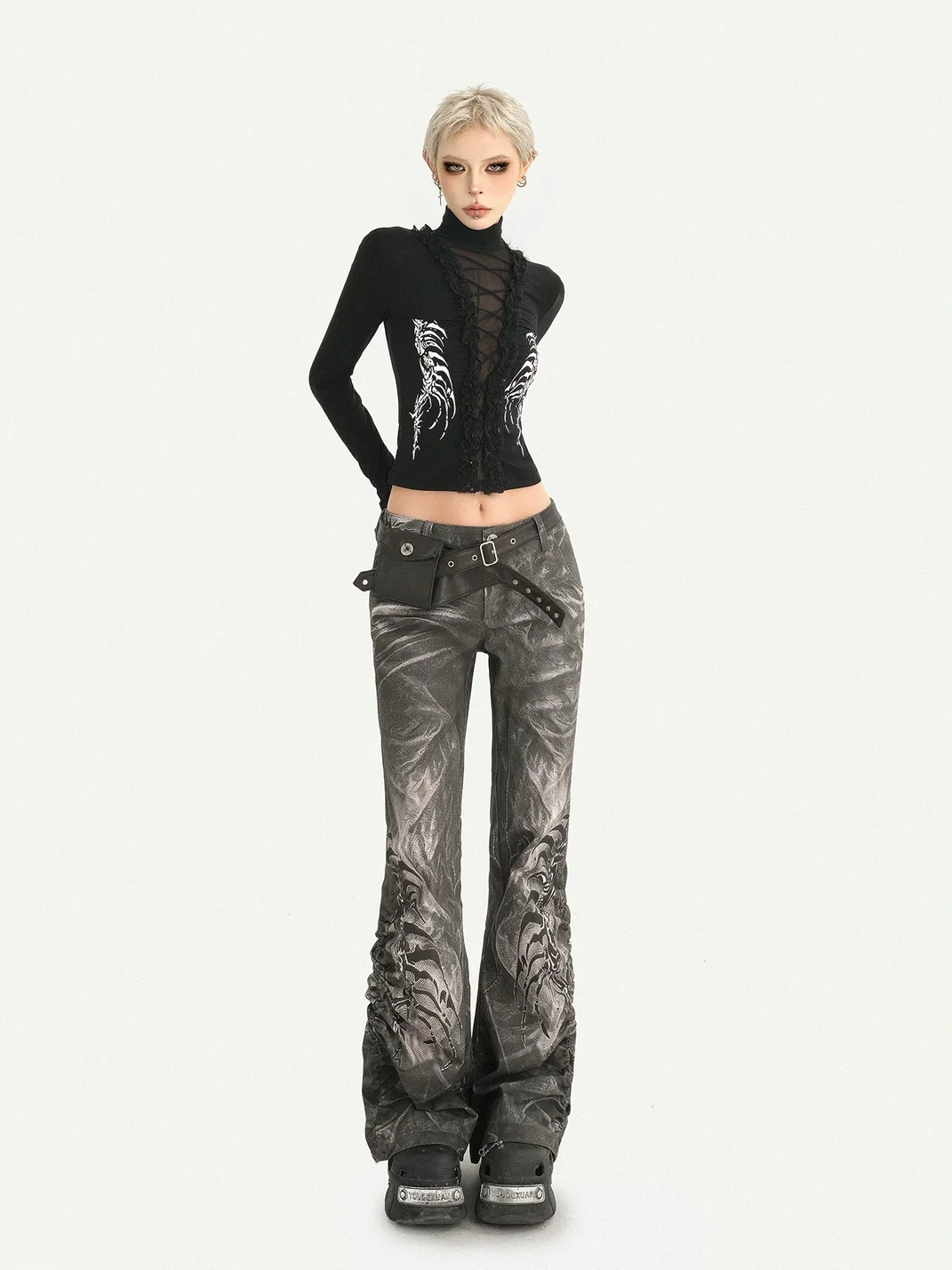 Nico Molly | Slim-Fit Long-Sleeve Lace Panel High-Neck T-Shirt And Pants