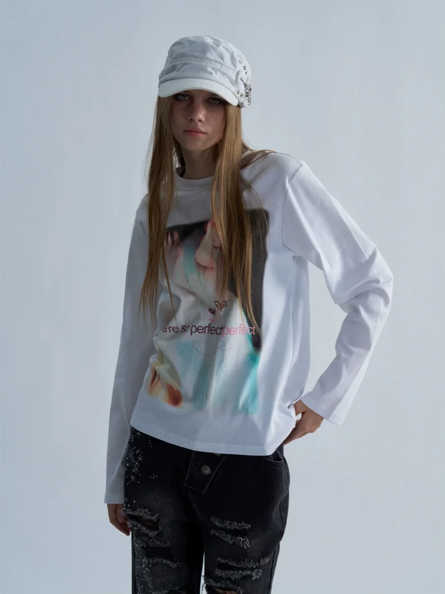 PAIKI | Slim-Fit Glitter Portrait Long-Sleeve T-Shirt - 2