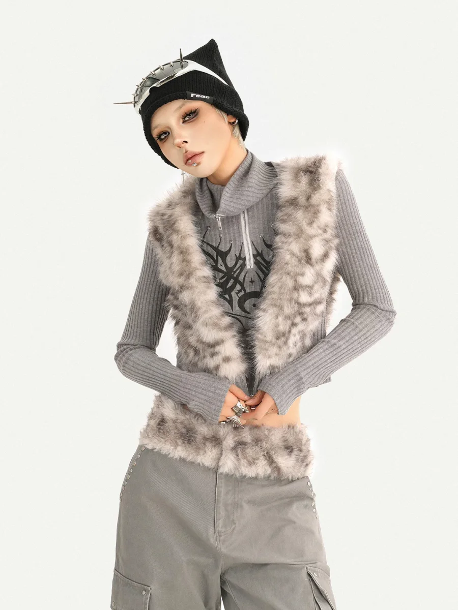 Nico Molly | Plush Sleeveless Vest And Knit Top Set - 2