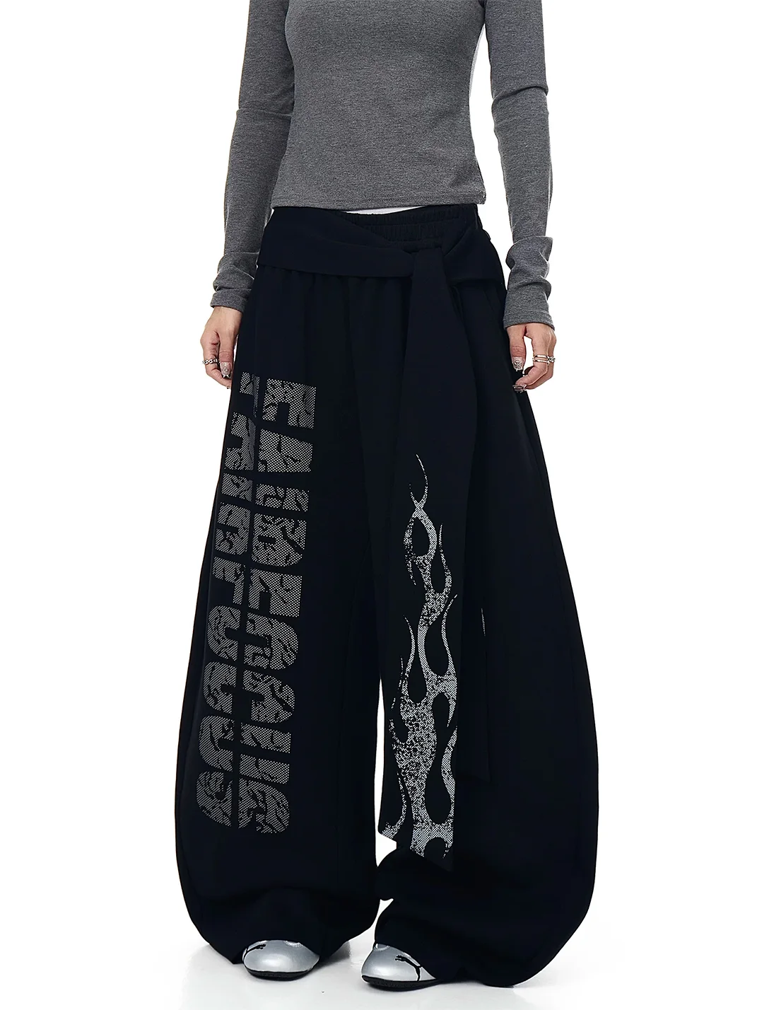 BLACKLISTS | Flame Lettering Tie-Waist Wide-Leg Sweatpants