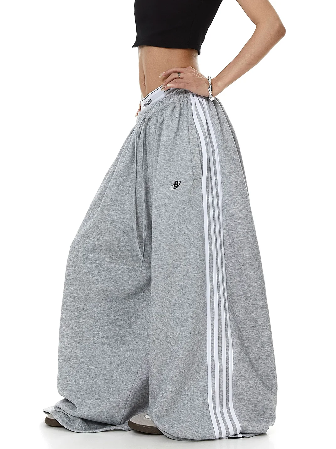 BLACKLISTS | Contrast Stripe Loose Wide-Leg Sweatpants