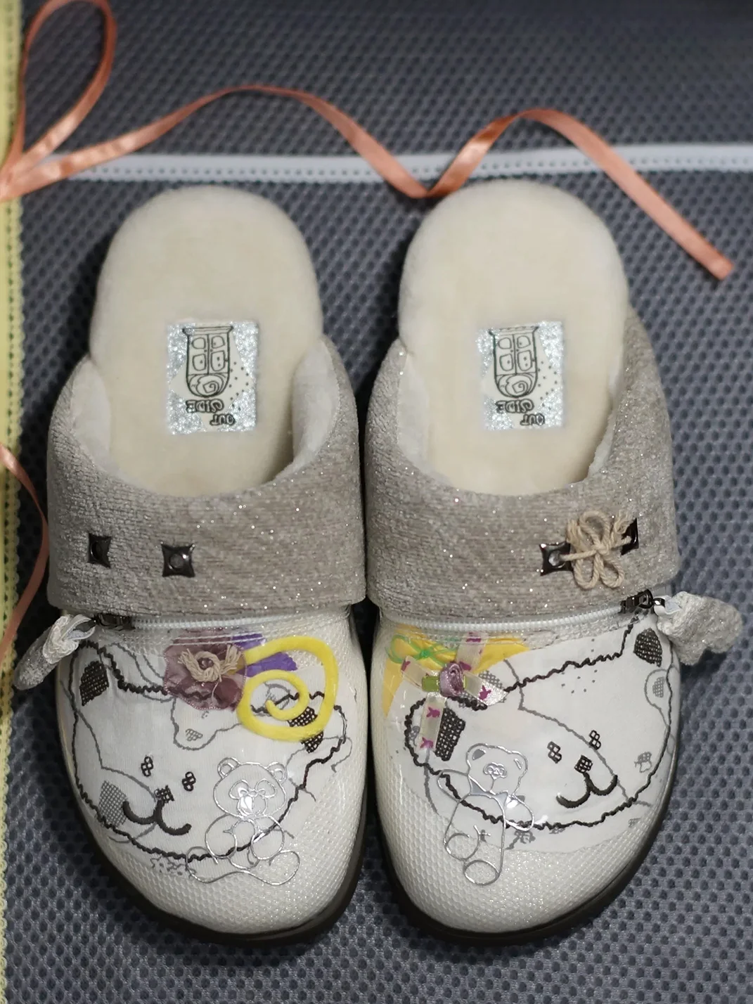 Out side window | DIY Display Compartment Shimmer Plush Slippers