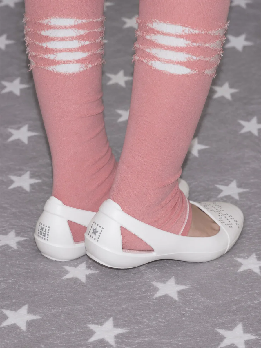 Out side window | Asymmetric Pixel Print Waterproof EVA Flats - 3