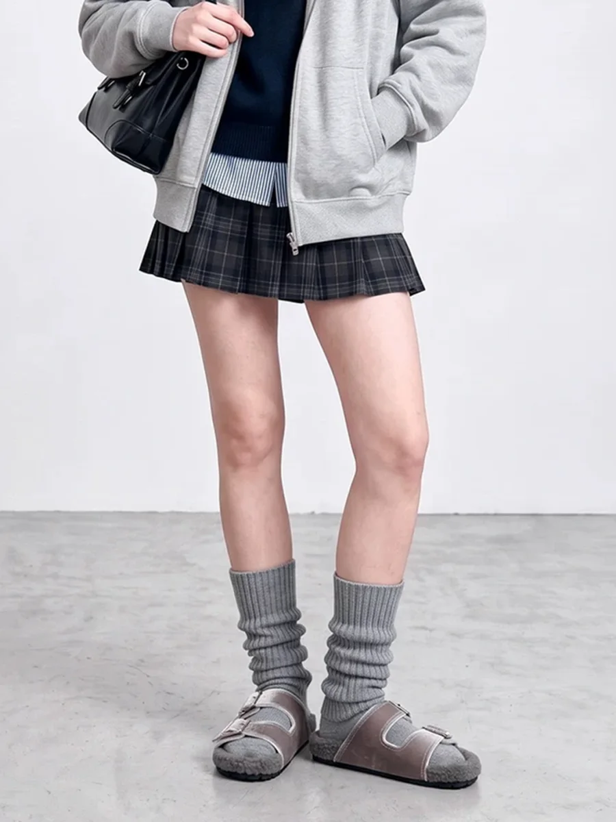 LMDD | Gray Double Buckle Plush Slip-On Slippers - 2