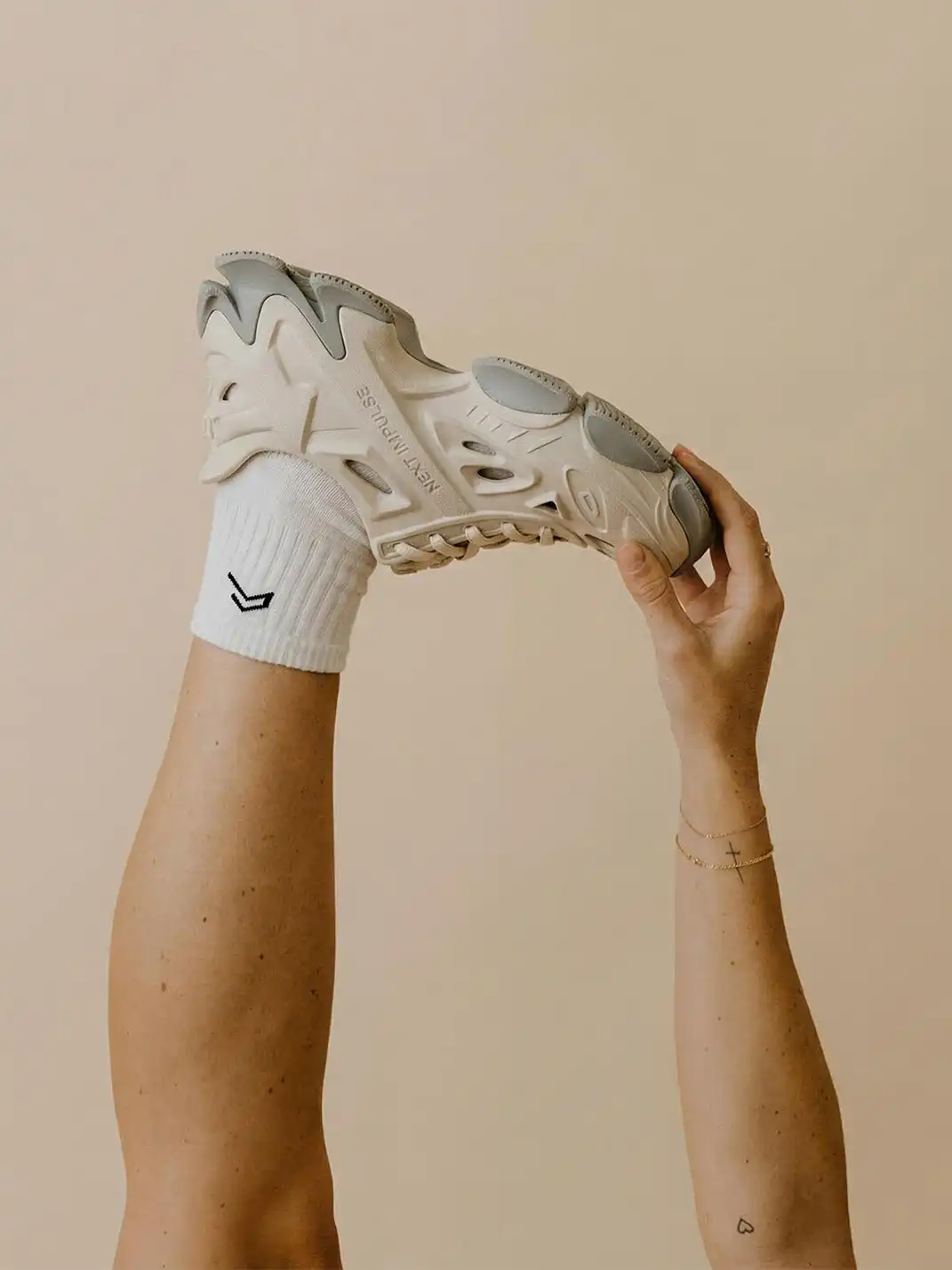 NEXT IMPULSIVE丨Time Space Series-Dad Crocs Shoes