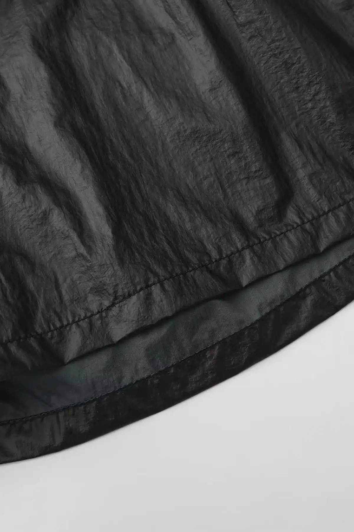 Disark│Five-pointed Star Embroidered Metallic Nylon Shorts