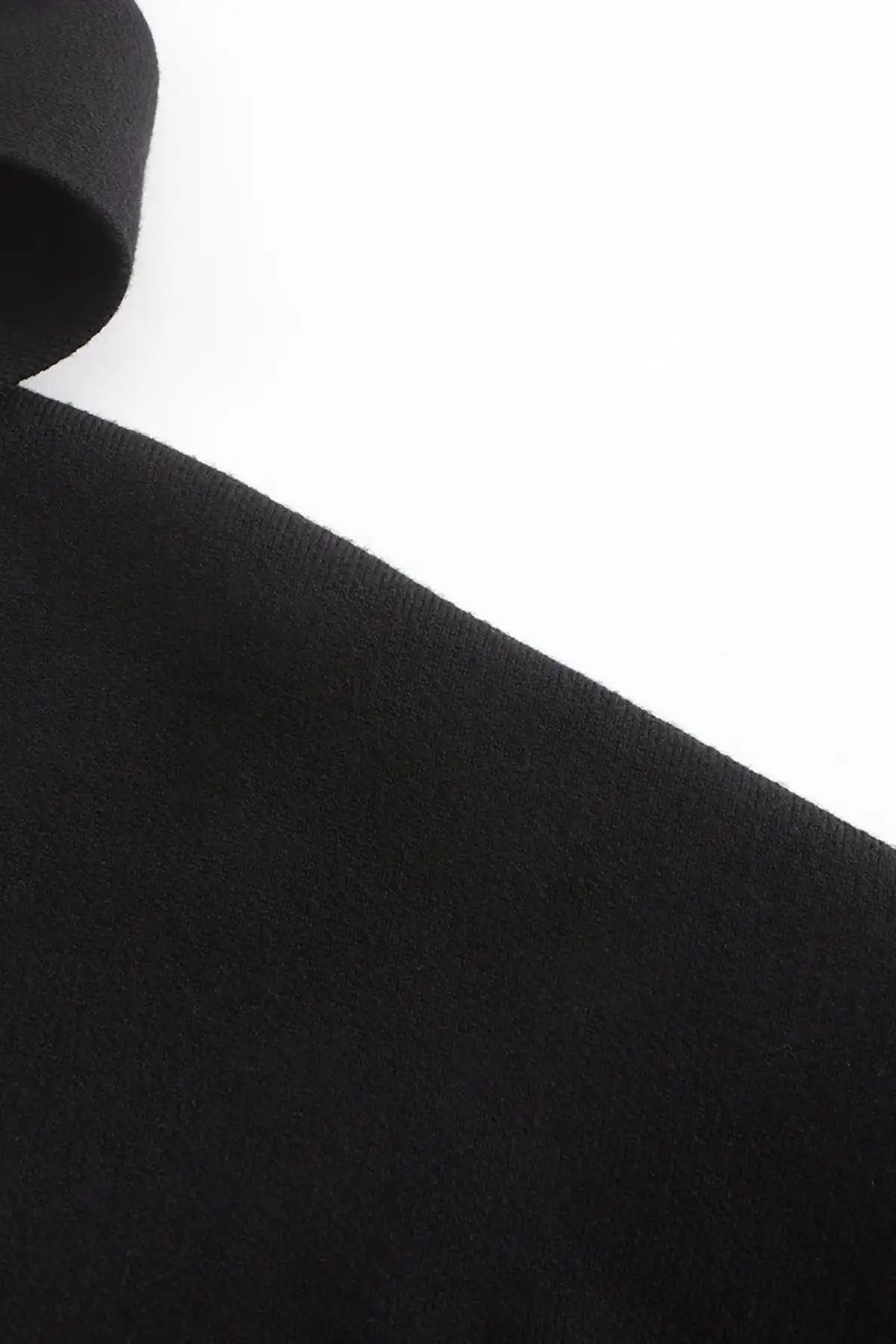 Disark│Modal Anti-Pilling Knitted Hoodie-White