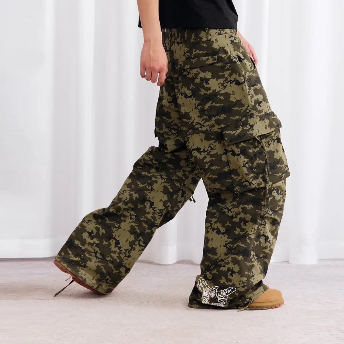Burnin* "2503" Digital Camouflage Wide-Leg Pants