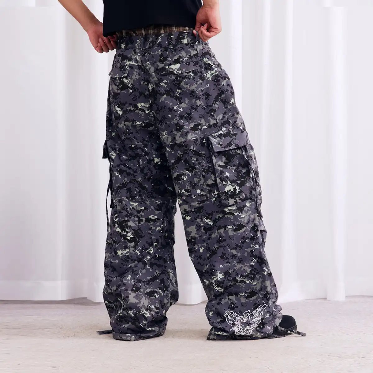 Burnin* "2503" Digital Camouflage Wide-Leg Pants