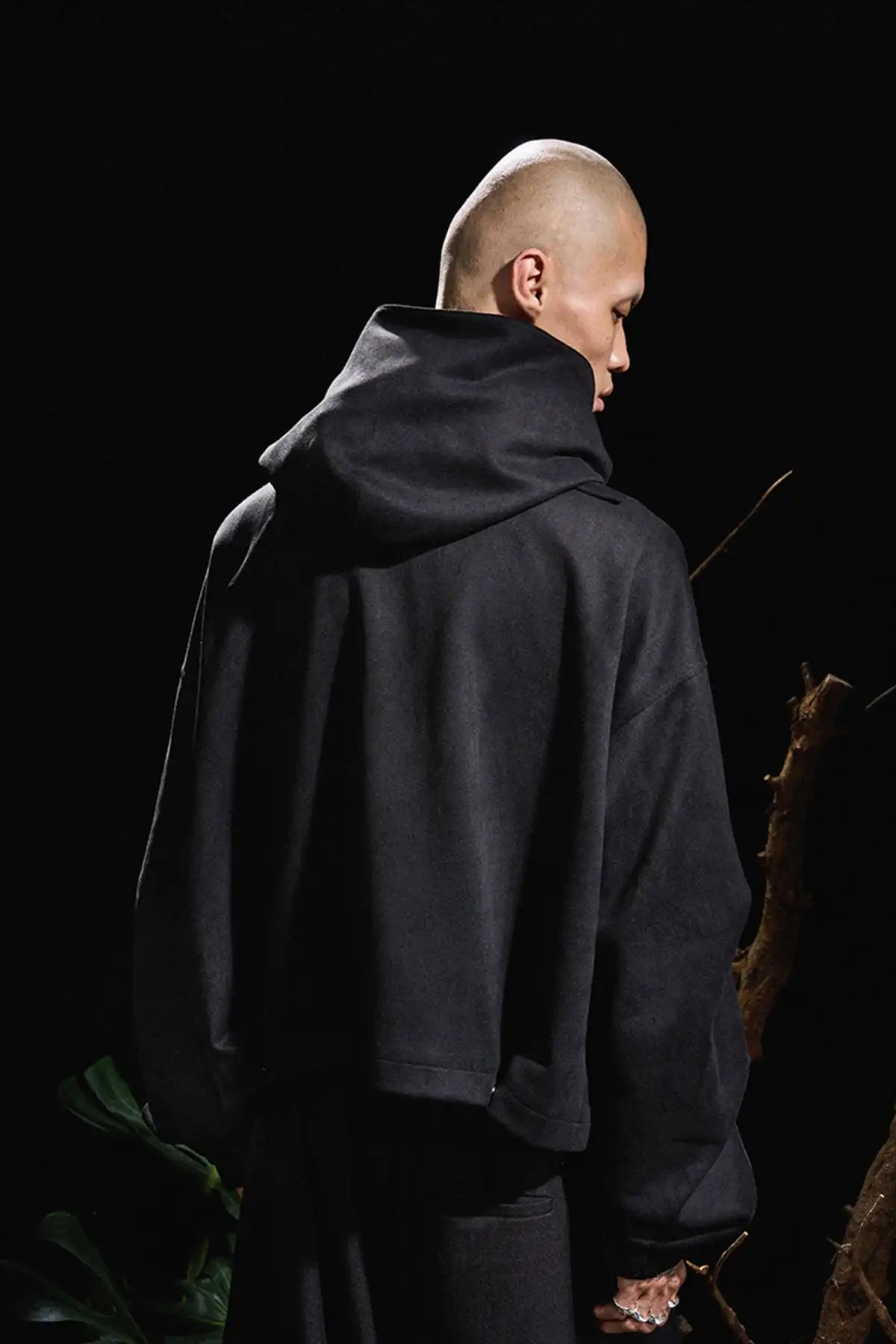 RELABEL丨Scimitar Cuffs Cropped Suede Jacket