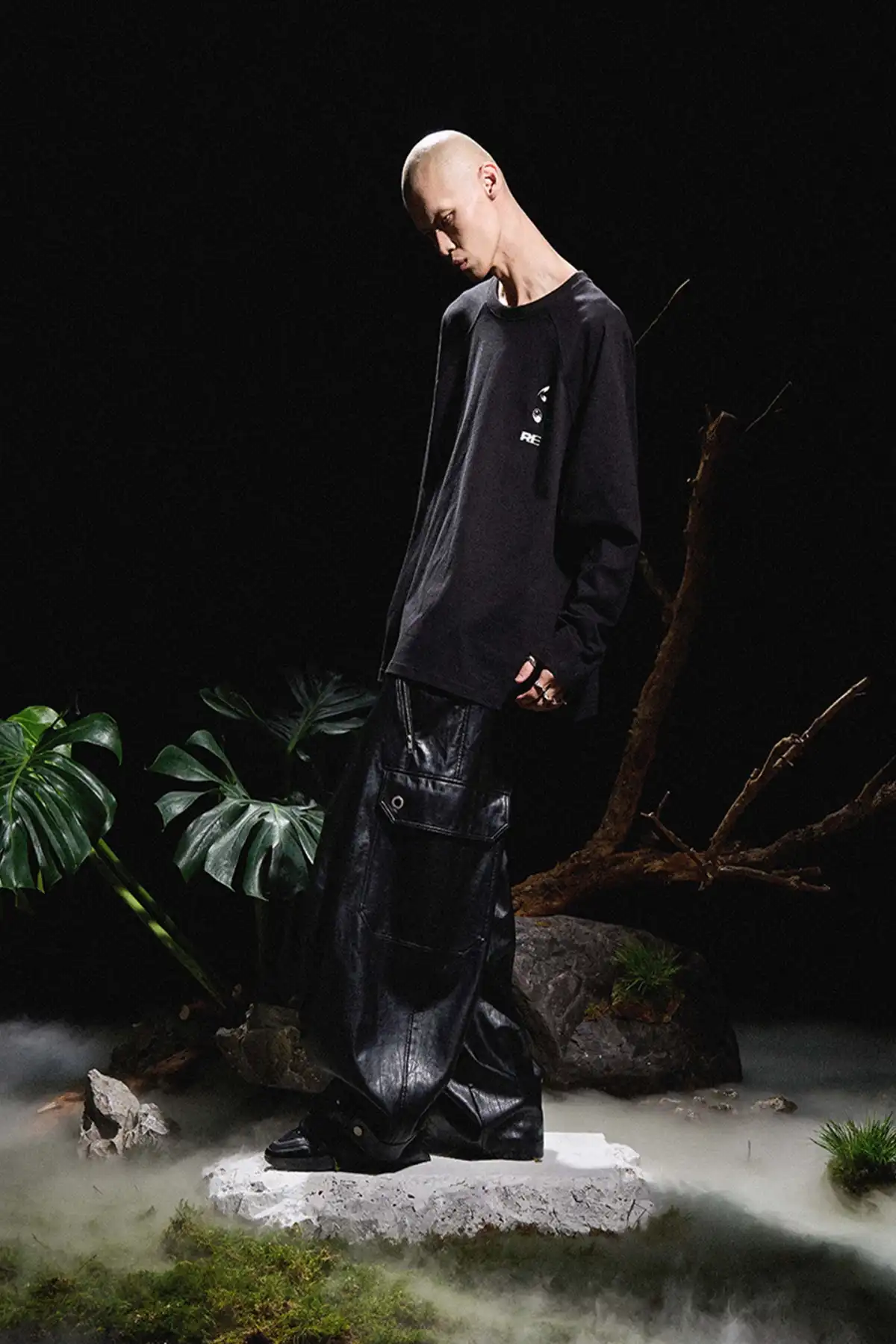 RELABEL丨Pleated Tapered Leather Pants