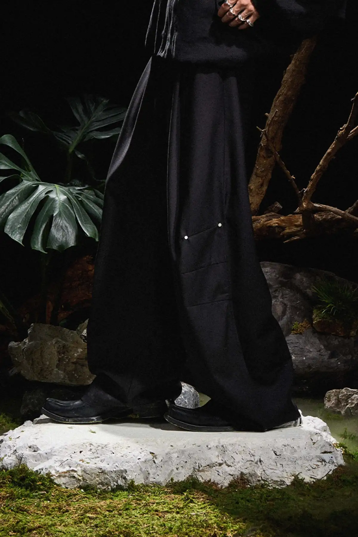 RELABEL丨Pleated Deconstructed Trousers