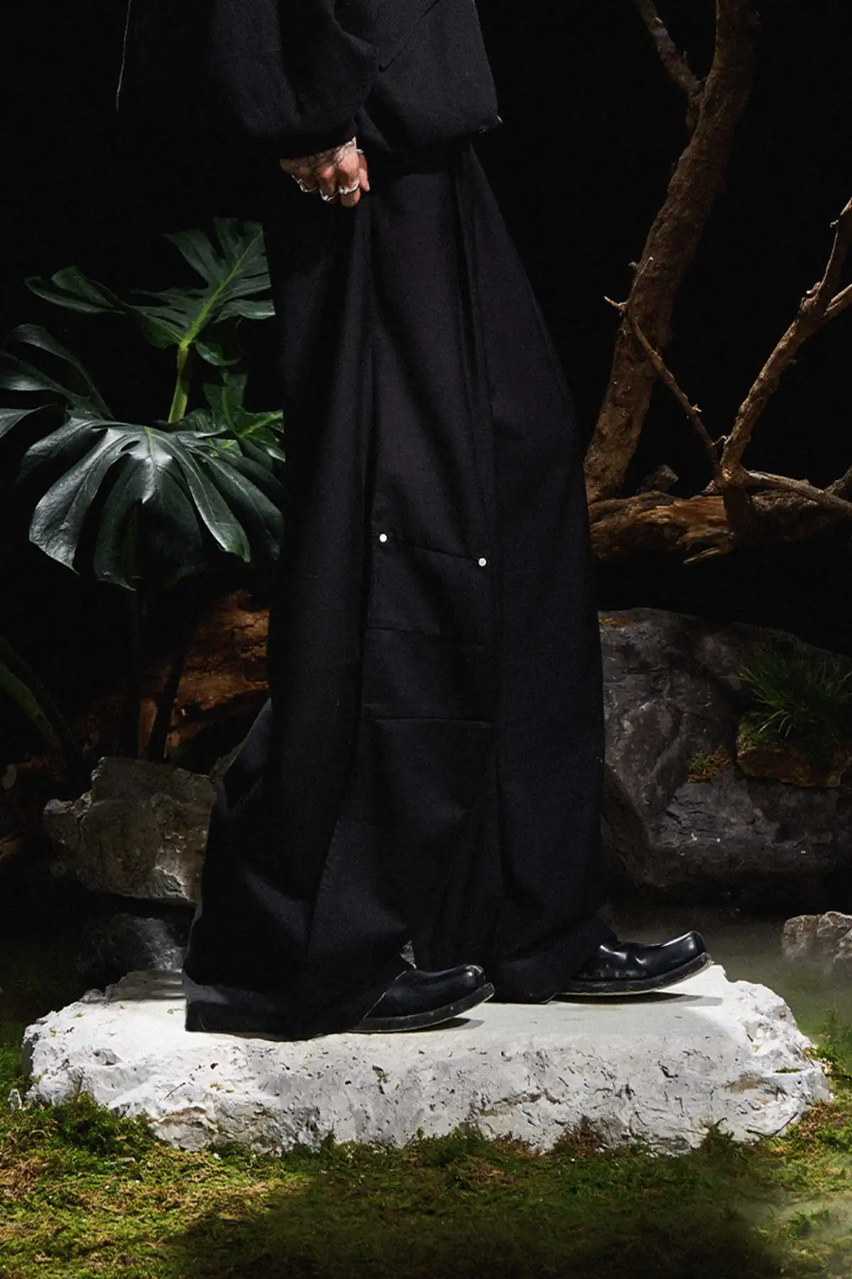 RELABEL丨Pleated Deconstructed Trousers