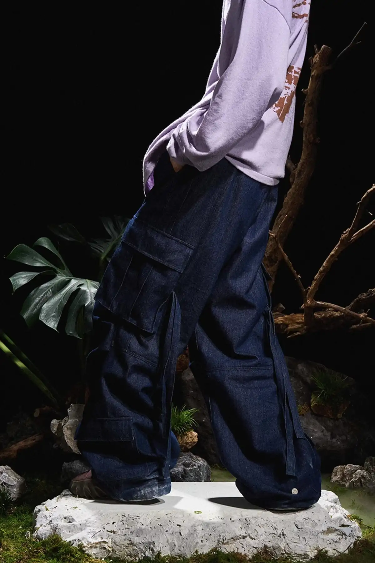 RELABEL丨Washed Silhouette Pleated Ribbon Jeans