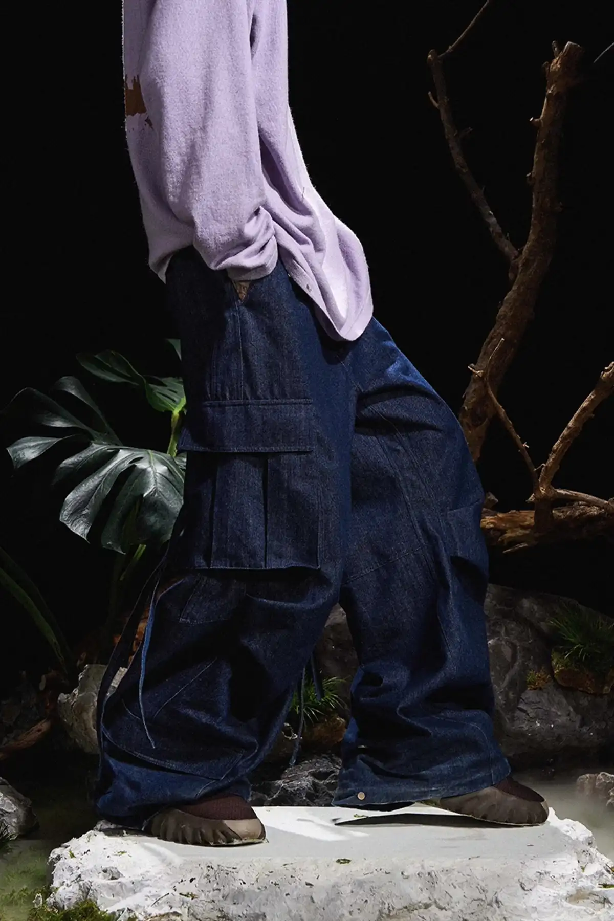 RELABEL丨Washed Silhouette Pleated Ribbon Jeans