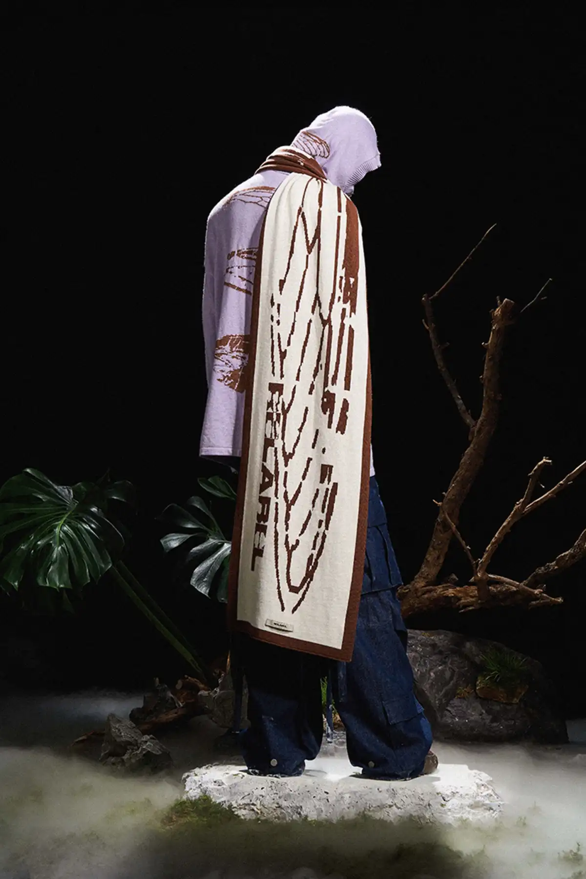 RELABEL丨Winged wool scarf
