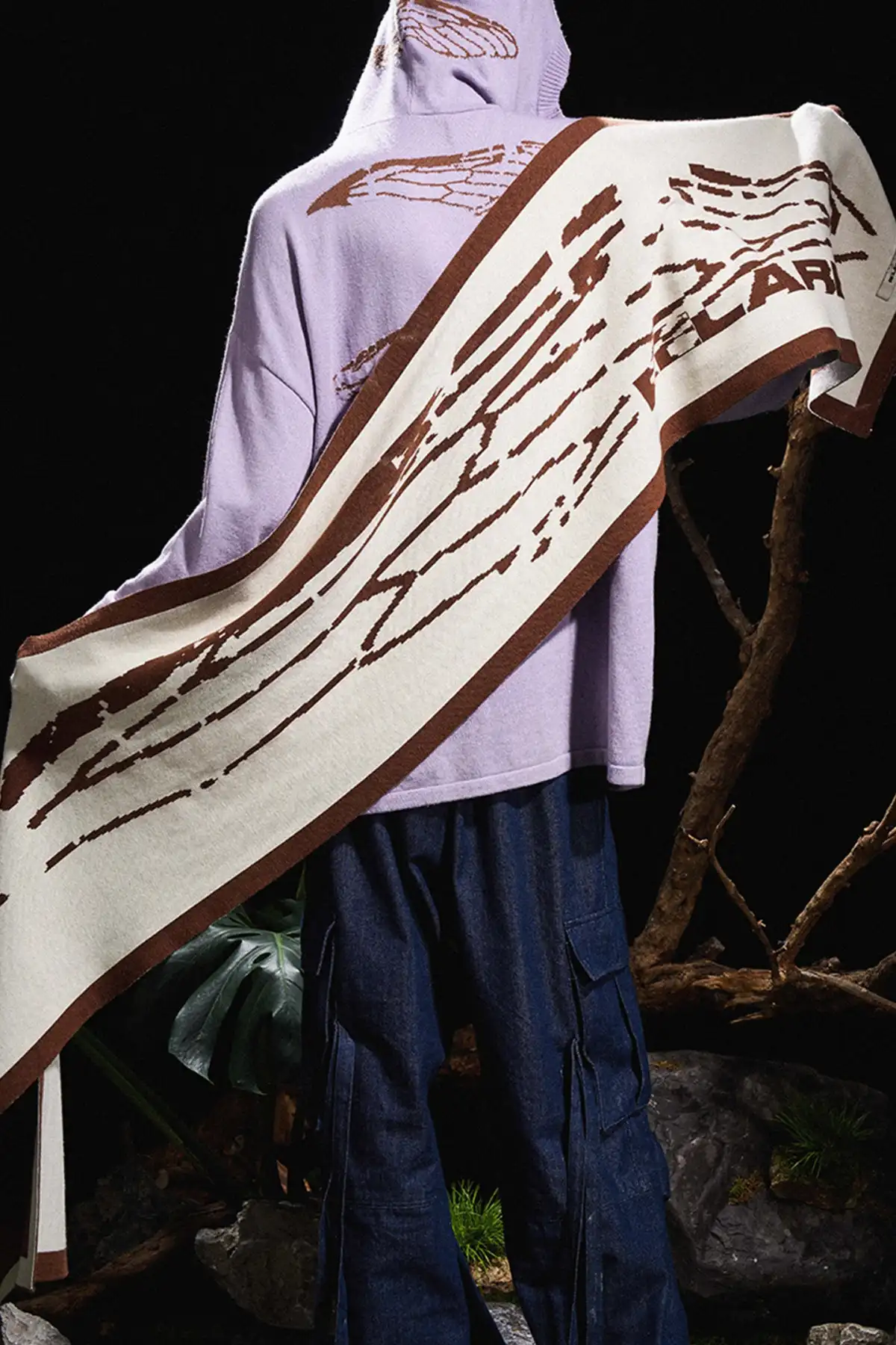 RELABEL丨Winged wool scarf