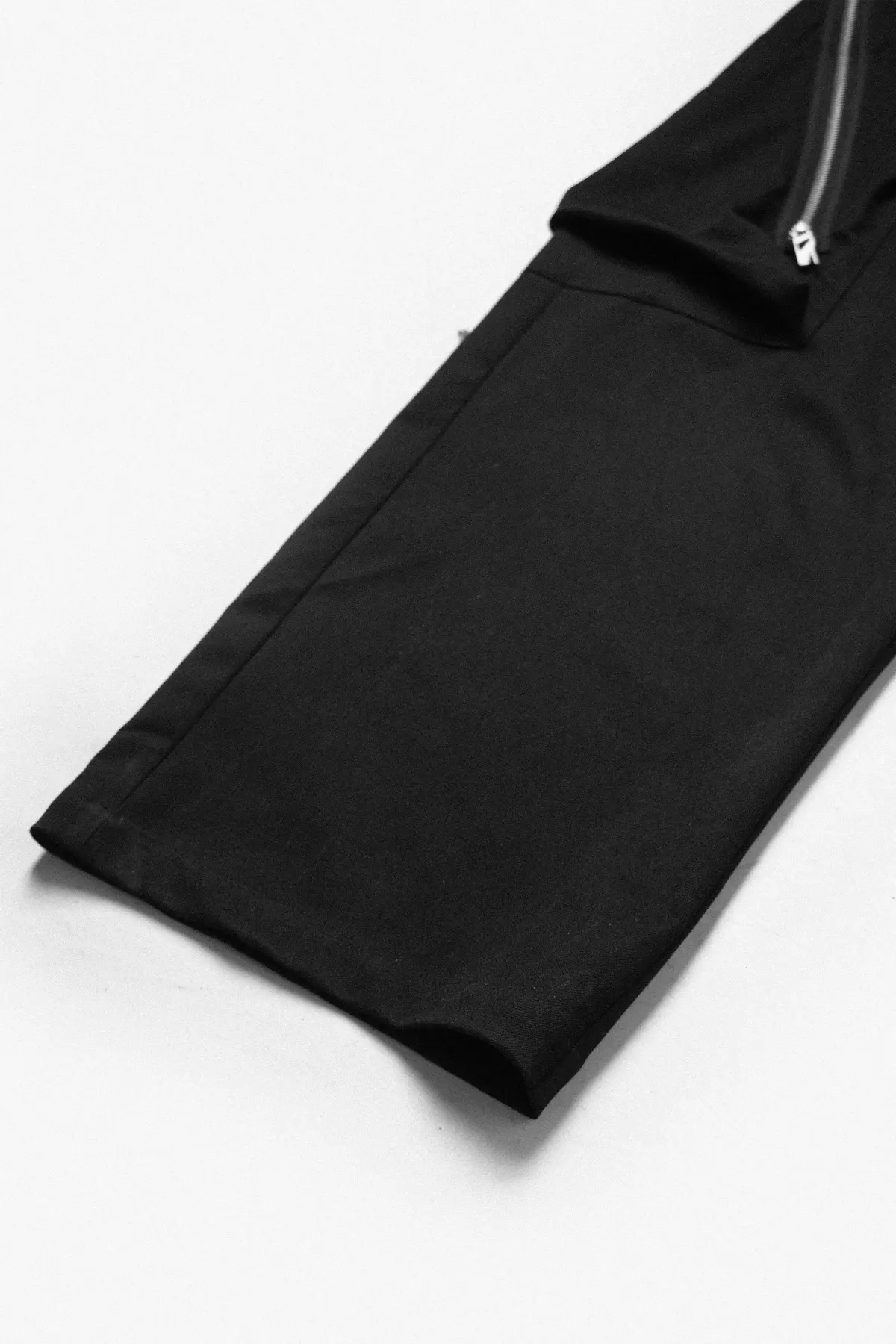 RELABEL丨Low-Rise Multi-Fold Asymmetrical Casual Suit Pants