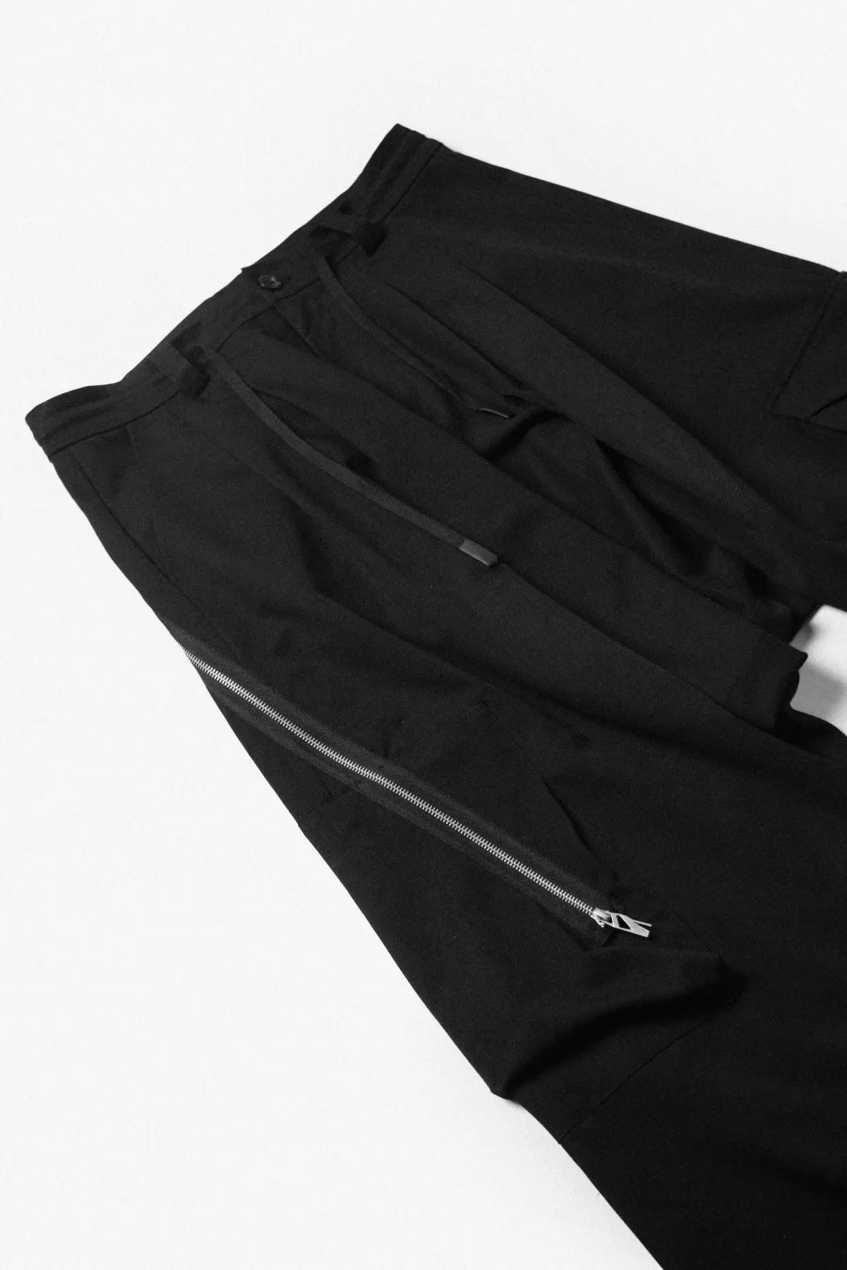 RELABEL丨Low-Rise Multi-Fold Asymmetrical Casual Suit Pants