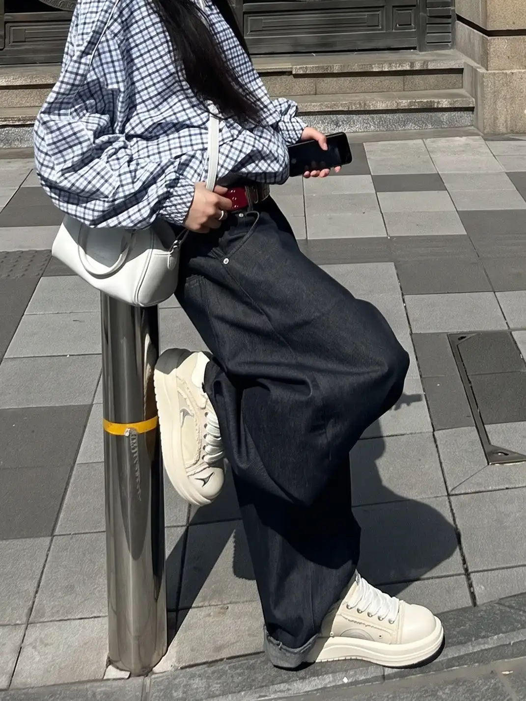 SMILEY丨Beluga Series-White
