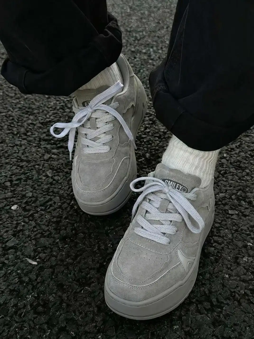 SMILEY丨 German Trainer Replica