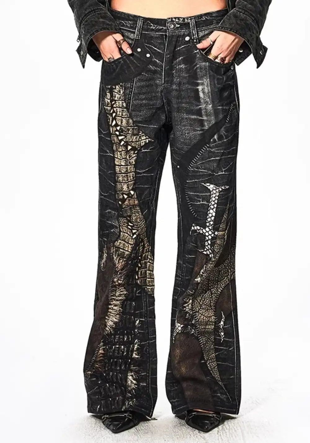 DND4DES丨Print Faux Leather Patch Denim Jeans