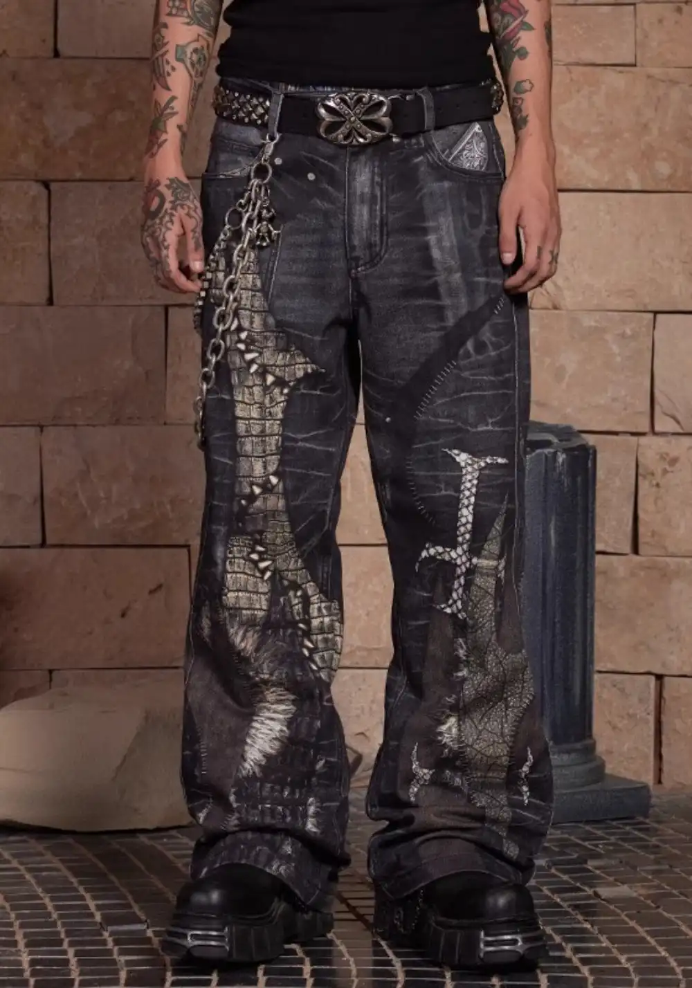 DND4DES丨Print Faux Leather Patch Denim Jeans