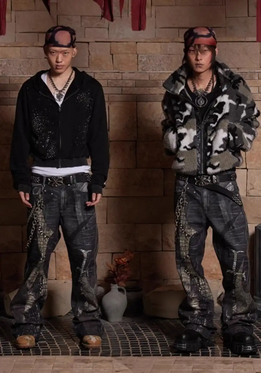 DND4DES丨Print Faux Leather Patch Denim Jeans