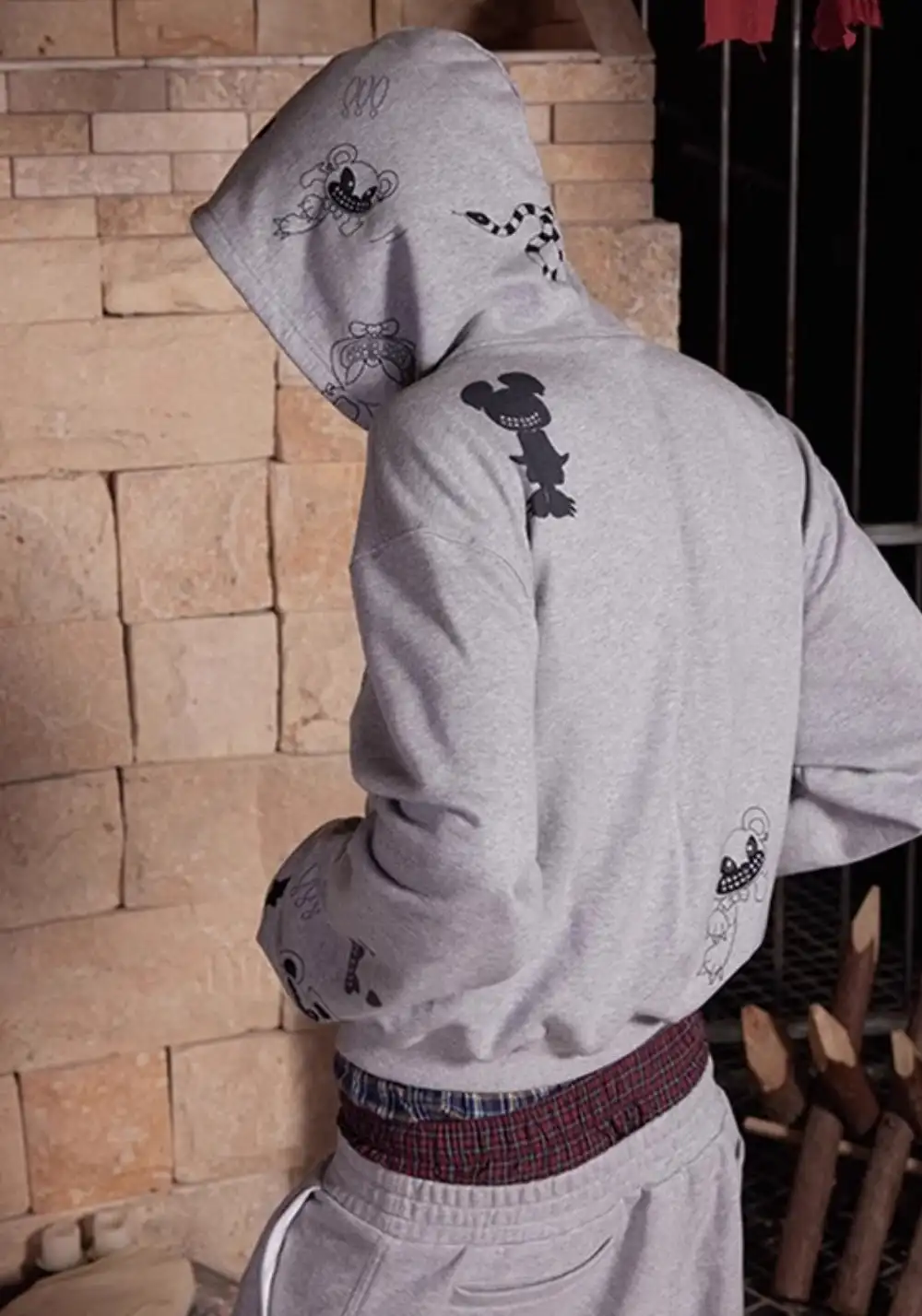DND4DES丨Graffiti Gray Hoodie