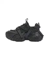 EBLAN丨Racing Tire-Inspired Sneakers