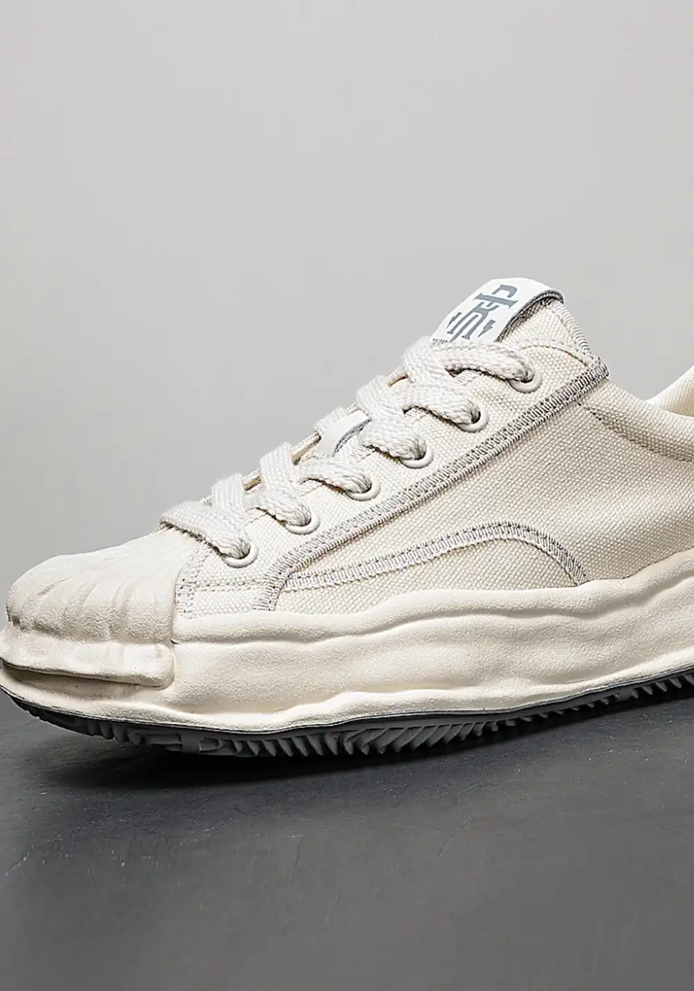 TRUMPPIPE丨Melted Shell-Toe Sneakers