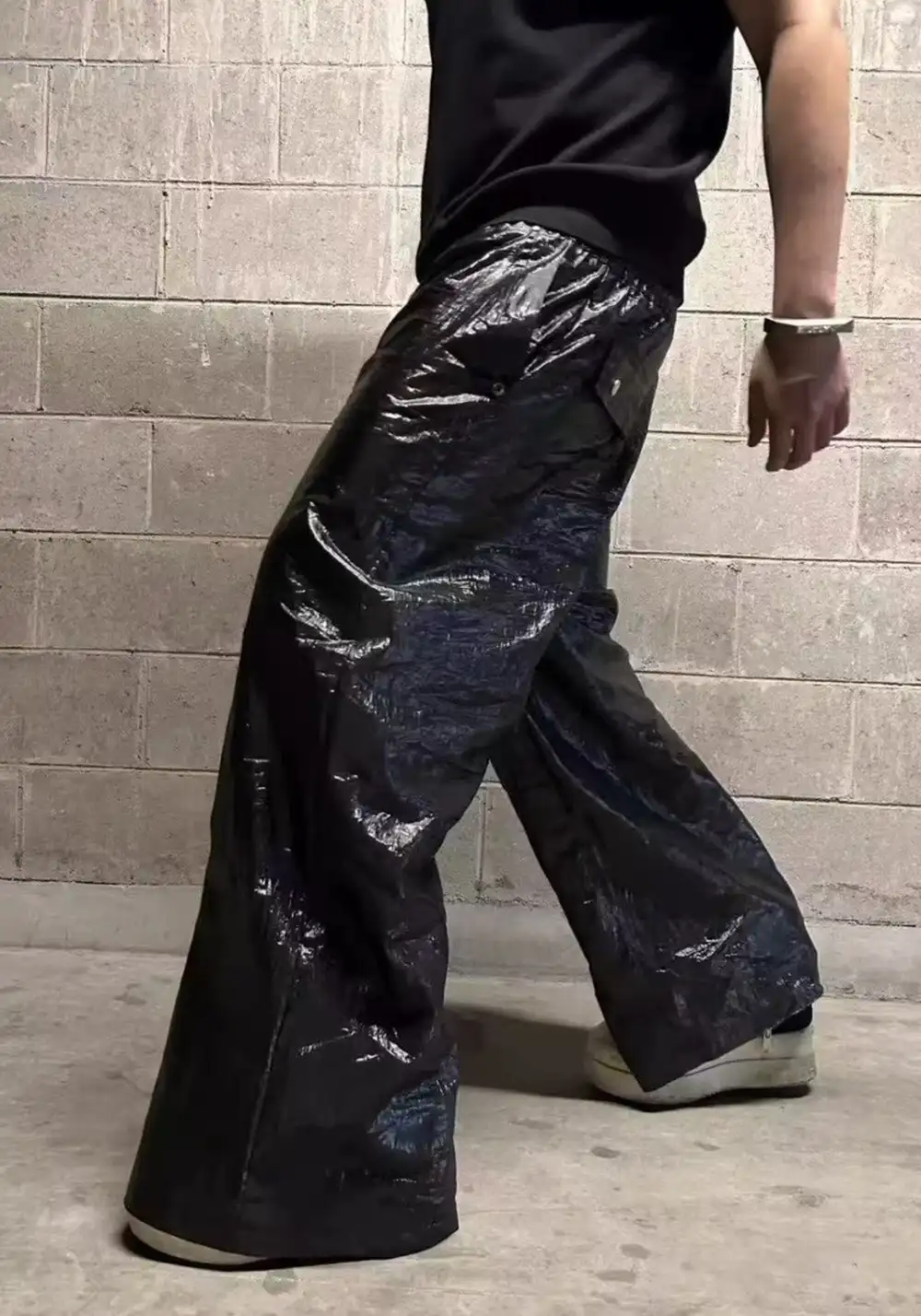 Disark│Crinkled Textured Wide-Leg Pants