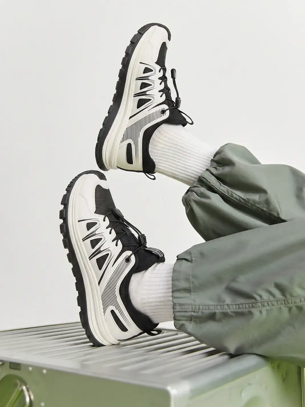 C.BANNER丨Viva Flow Shoes