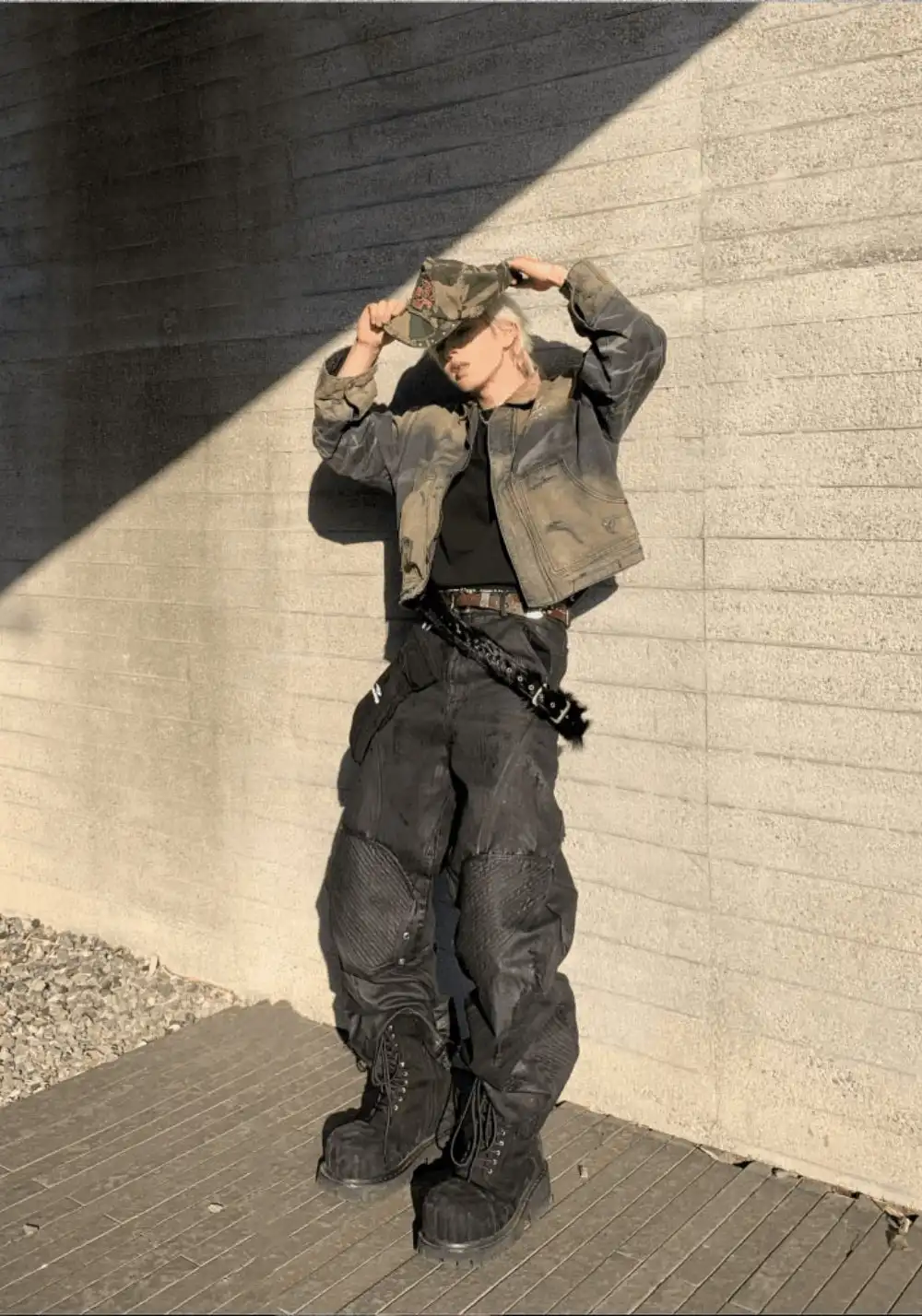 GOJOYJINNI丨Armor Patch Distressed Biker Jeans