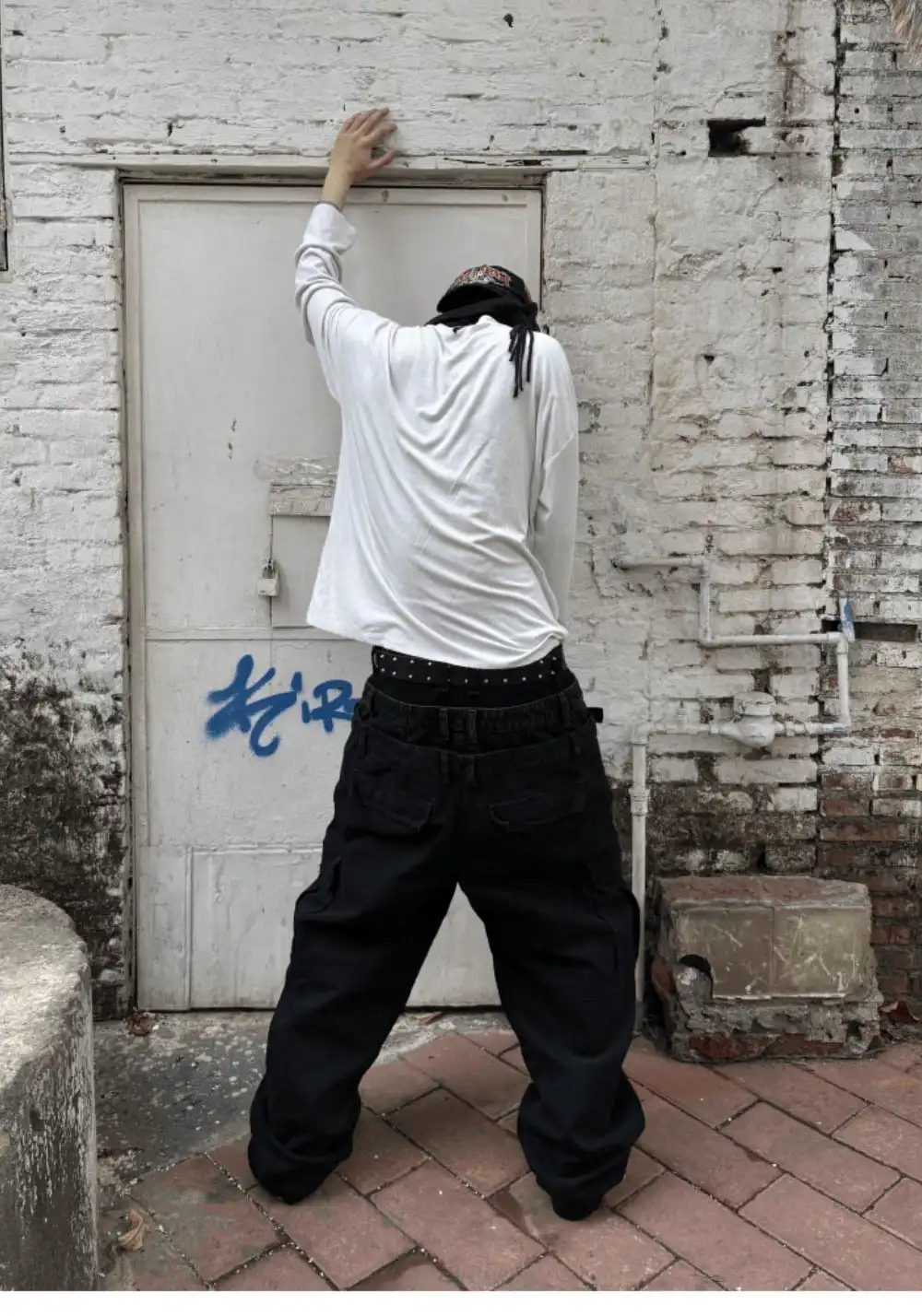 GOJOYJINNI丨Triple Waistband Distressed Cargo Jeans