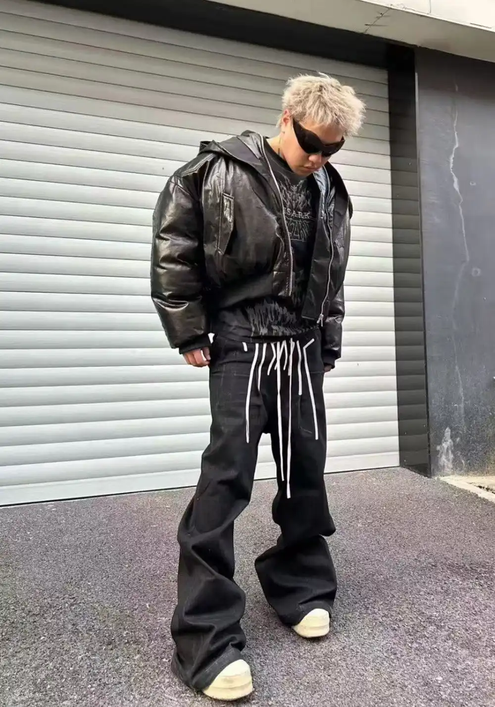 Disark│Cracked PU Leather Cropped Bomber Jacket