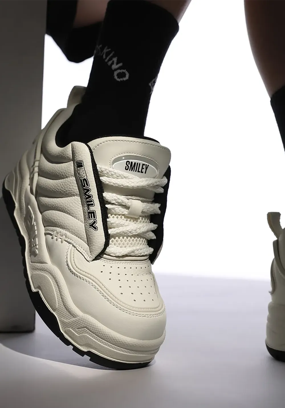 SMILEY丨Lift Skate Shoes - Durable & Customizable