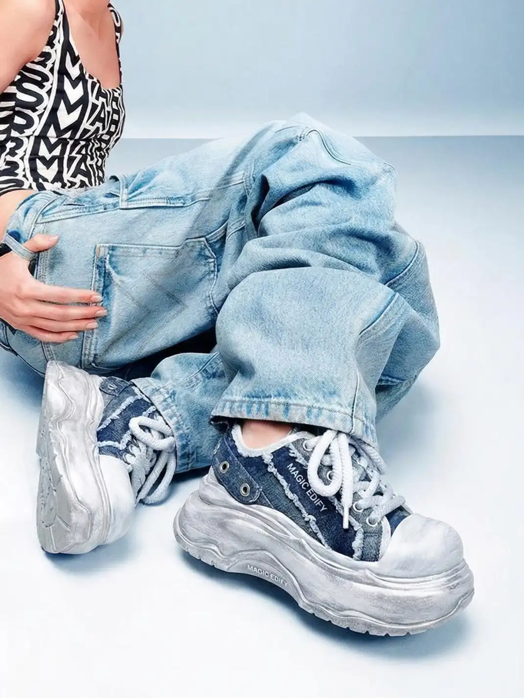 M88M丨Distressed Chunky Platform Sneakers