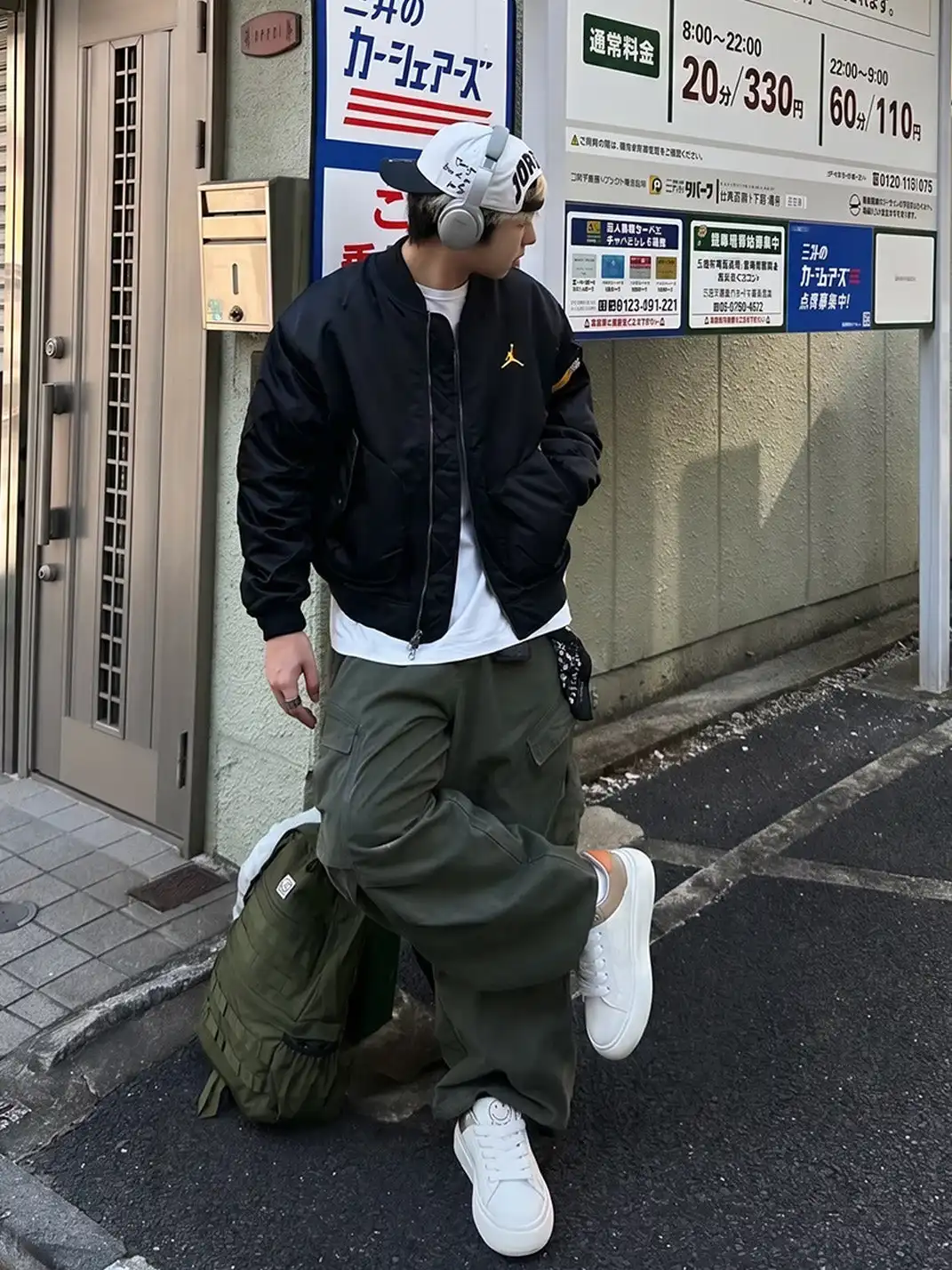SMILEY丨Men's Lightweight Smiley Leather Sneakers